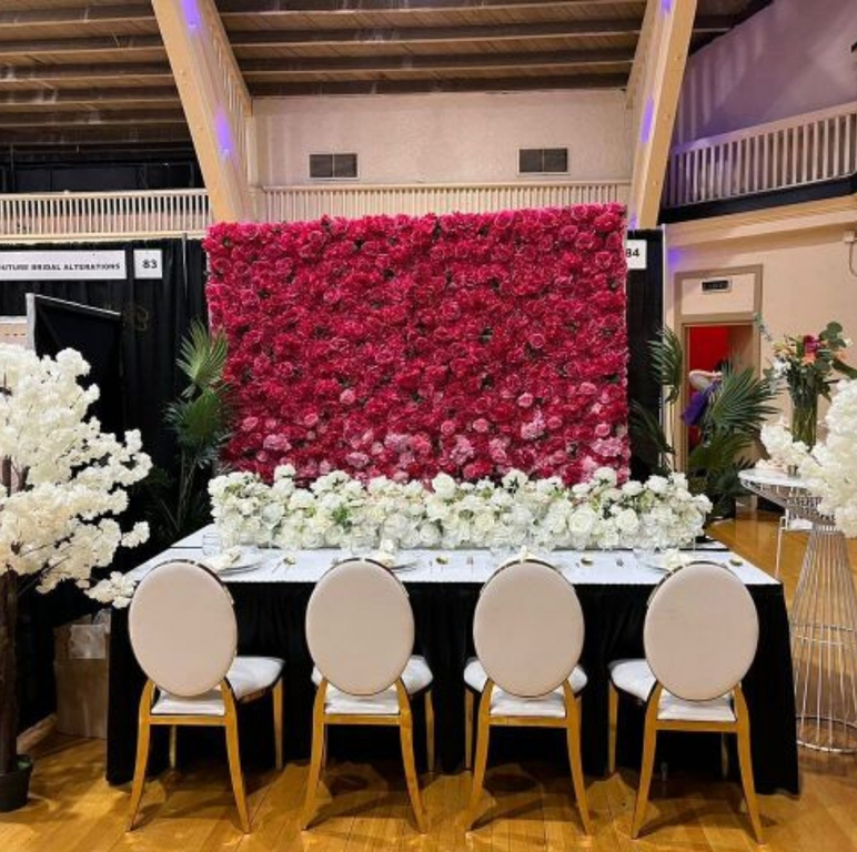 Complete table settings available for event rentals in Largo, Florida.